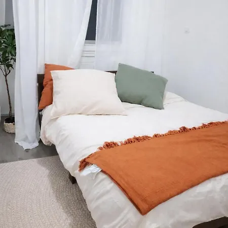 Apartman Cozy And Quiet Near Center *