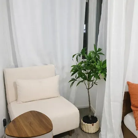Apartman Cozy And Quiet Near Center